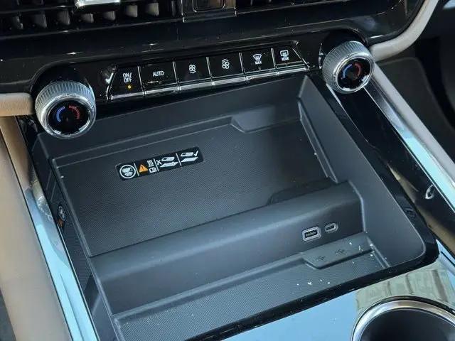 2026 Chevrolet Suburban High Country, 4WD