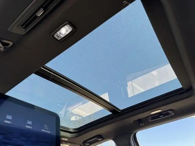 2026 Chevrolet Suburban High Country, 4WD