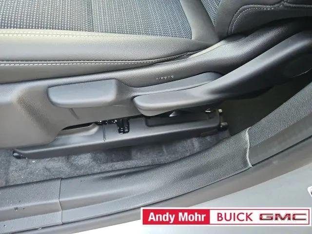 2026 Buick NV Preferred FWD