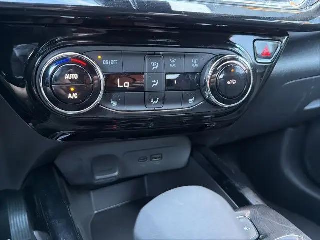 2025 Chevrolet Trax FWD 2RS