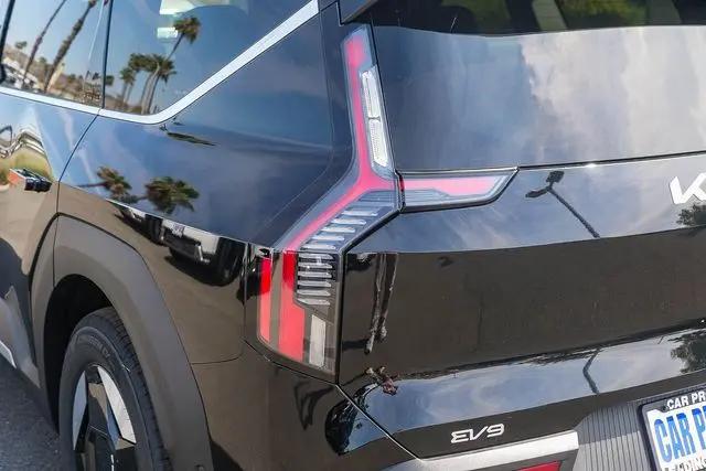 2026 Kia EV9 Wind