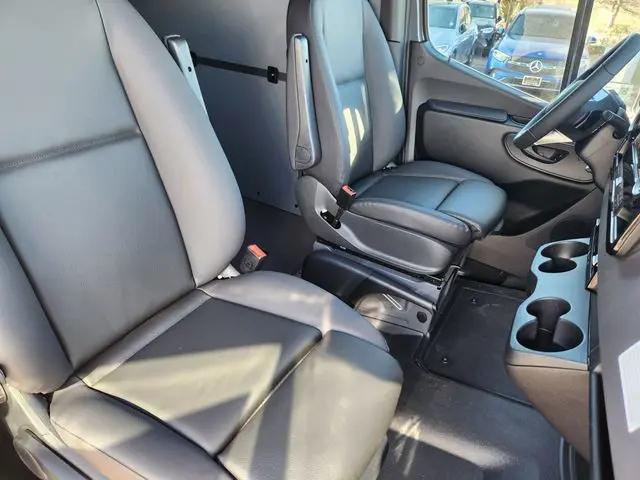 2026 Mercedes-Benz Sprinter 2500 High Roof 4-Cyl Diesel HO
