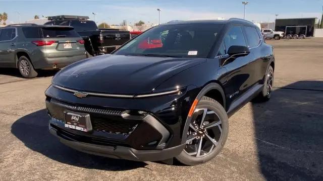 2026 Chevrolet Equinox LT 2