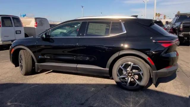 2026 Chevrolet Equinox LT 2