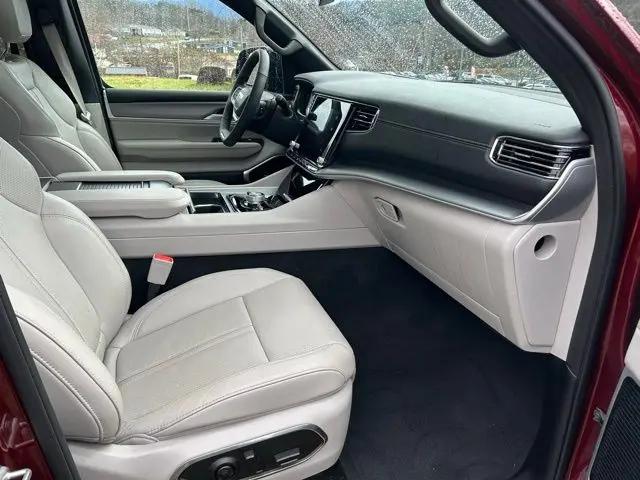 2025 Jeep Wagoneer Series III 4x4