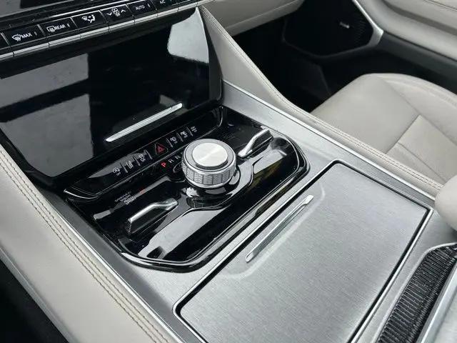 2025 Jeep Wagoneer Series III 4x4