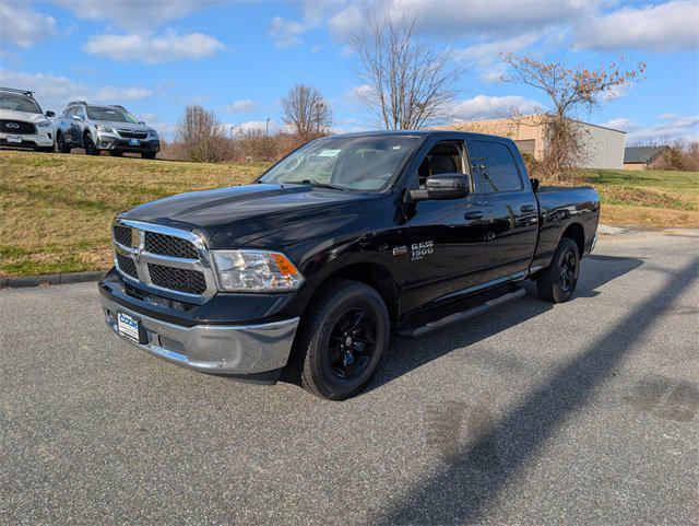 2019 RAM 1500 Classic SLT Crew Cab 4x4 64 Box 2019 RAM 1500 Classic SLT Crew Cab 4x4 64 Box