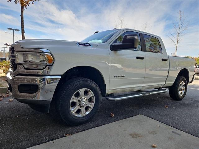 2024 RAM 2500 Big Horn Crew Cab 4x4 64 Box