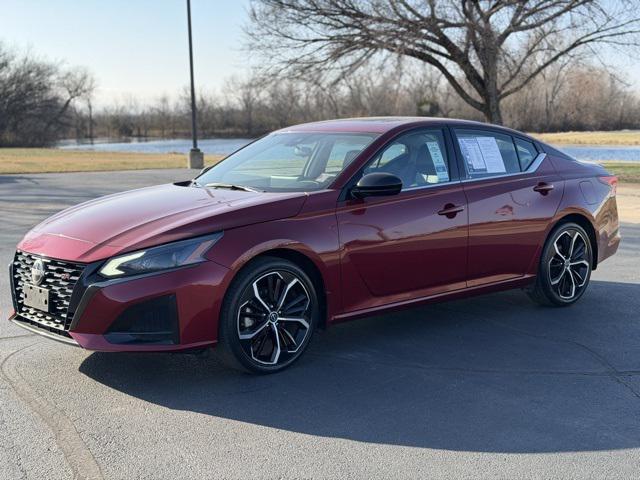 2023 Nissan Altima SR FWD 2023 Nissan Altima SR FWD