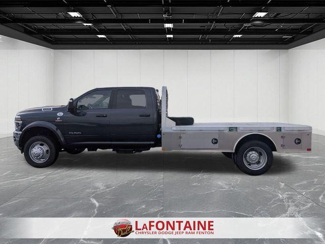 2026 RAM Ram 5500 Chassis Cab RAM 5500 BIG HORN CHASSIS CREW CAB 4X4 84 CA