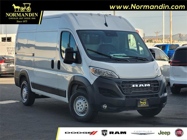 2025 RAM ProMaster 1500 Cargo Van Tradesman High Roof 136 WB w/Pass Seat