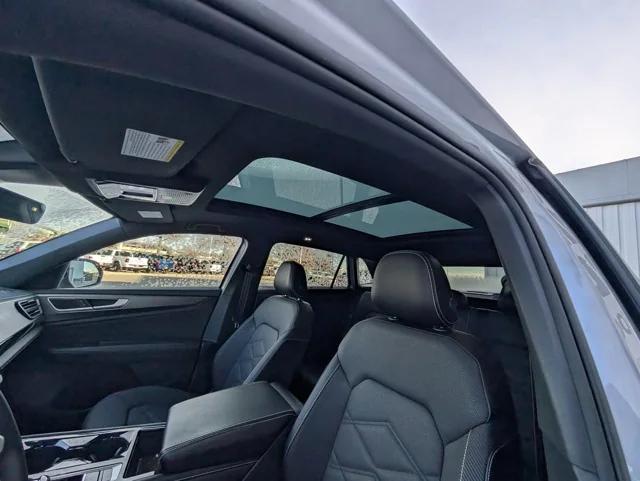 2024 Volkswagen Atlas Cross Sport 2.0T SE w/Technology 2024 Volkswagen Atlas Cross Sport 2.0T SE w/Technology