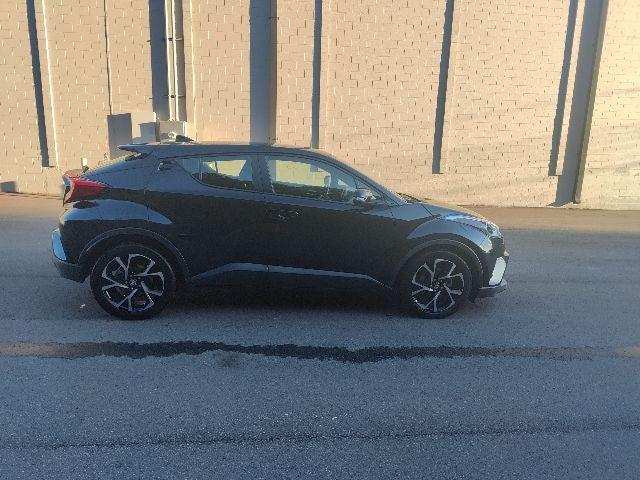 2018 Toyota C-HR XLE 2018 Toyota C-HR XLE