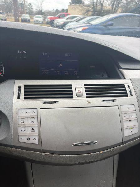 2009 Toyota Avalon XL