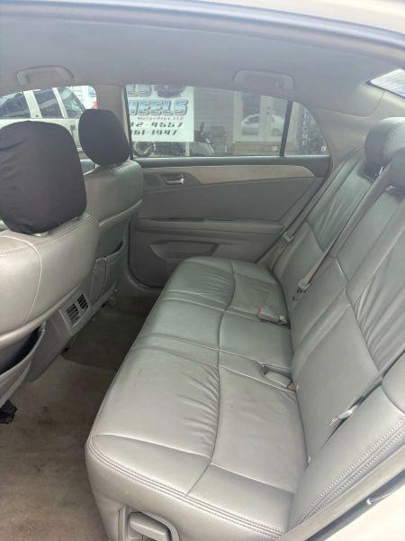 2009 Toyota Avalon XL
