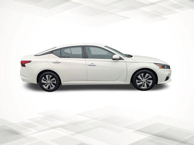 2022 Nissan Altima S FWD