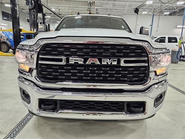 2024 RAM 2500 Big Horn Crew Cab 4x4 64 Box