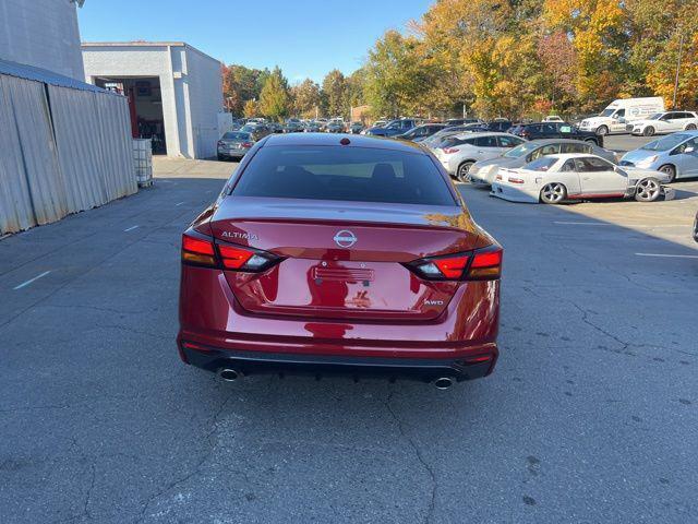 2024 Nissan Altima SR Intelligent AWD