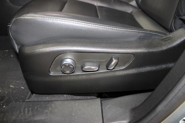 2024 Cadillac XT4 AWD Premium Luxury