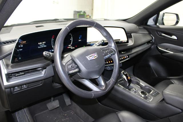 2024 Cadillac XT4 AWD Premium Luxury