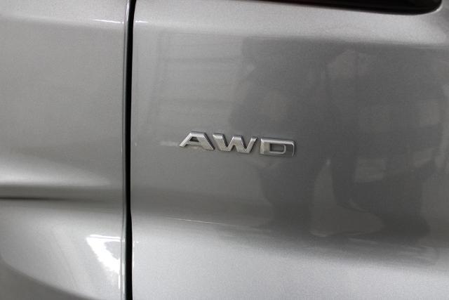 2024 Cadillac XT4 AWD Premium Luxury