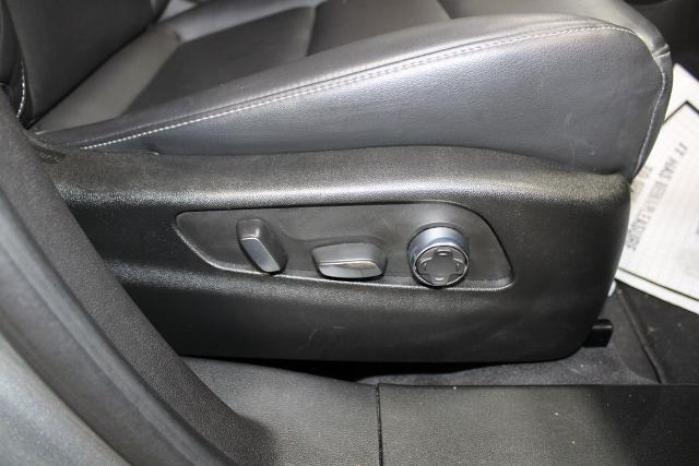 2024 Cadillac XT4 AWD Premium Luxury