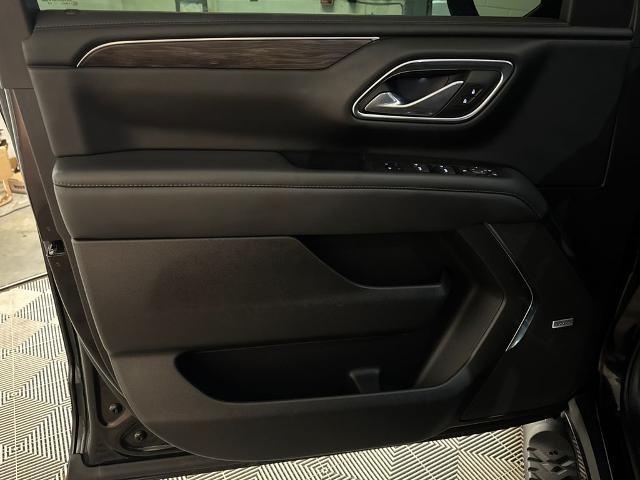 2022 Chevrolet Suburban 4WD Z71
