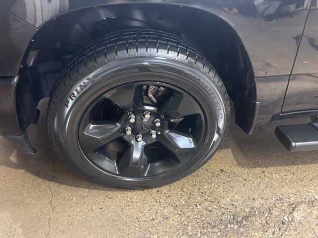 2019 Ram 1500 Big Horn/Lone Star Crew Cab 4x4 5'7" Box
