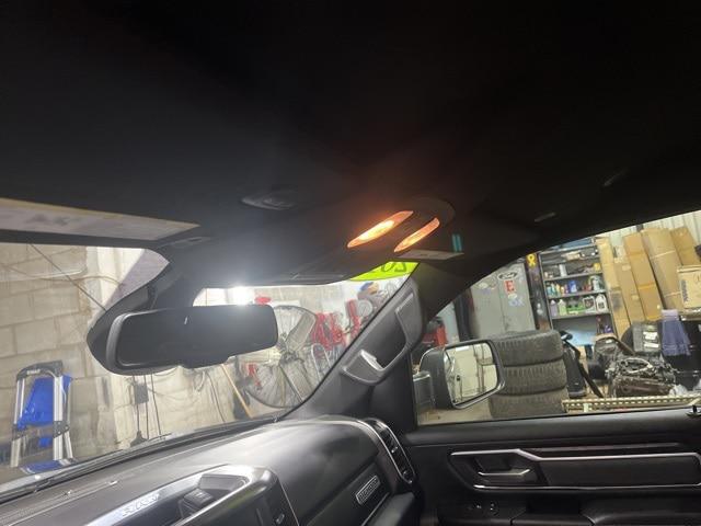 2019 Ram 1500 Big Horn/Lone Star Crew Cab 4x4 5'7" Box
