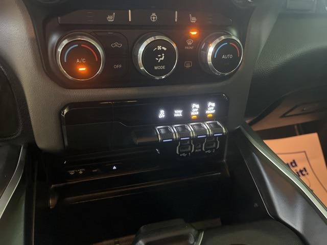 2019 Ram 1500 Big Horn/Lone Star Crew Cab 4x4 5'7" Box