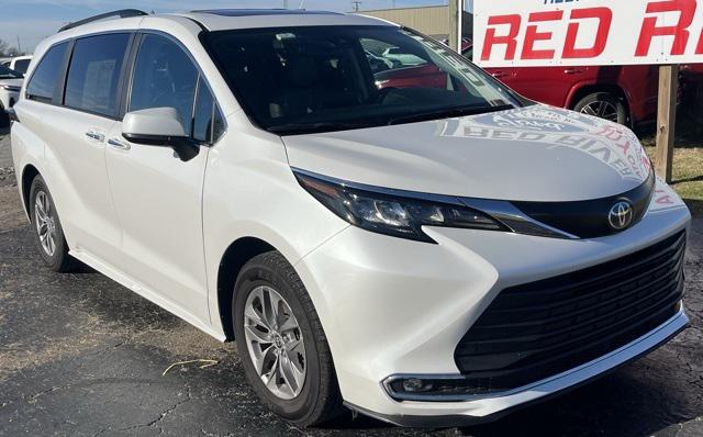 2024 Toyota Sienna XLE