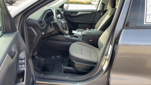 2022 Ford Escape SE Hybrid