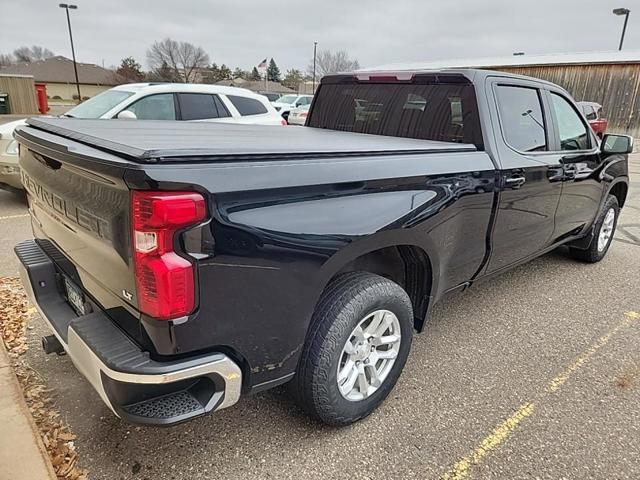 2022 Chevrolet Silverado 1500 4WD Crew Cab Standard Bed LT