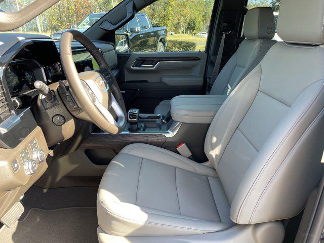 2026 GMC Sierra 1500 Crew Cab, Short Bed, SLT, 4WD