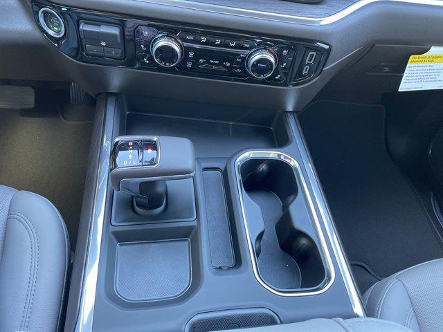 2026 GMC Sierra 1500 Crew Cab, Short Bed, SLT, 4WD