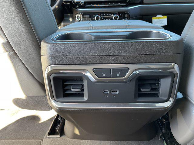 2026 GMC Sierra 1500 Crew Cab, Short Bed, SLT, 4WD