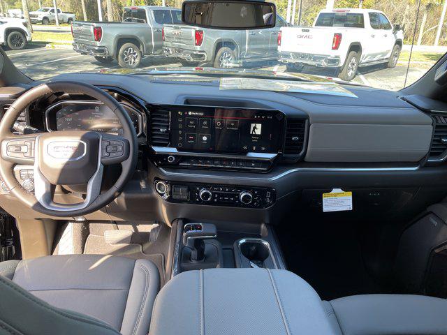 2026 GMC Sierra 1500 Crew Cab, Short Bed, SLT, 4WD