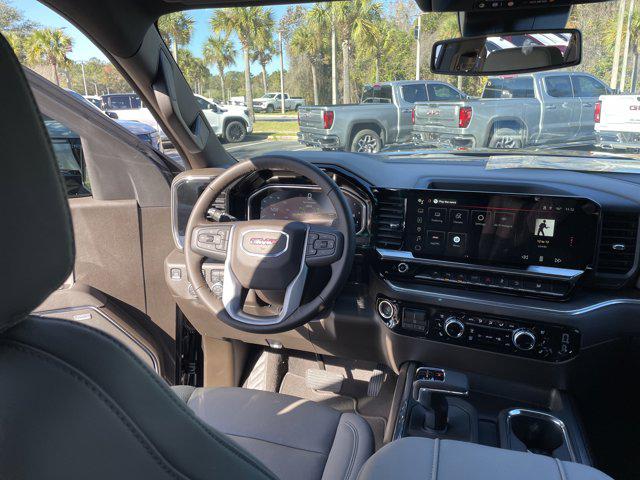 2026 GMC Sierra 1500 Crew Cab, Short Bed, SLT, 4WD