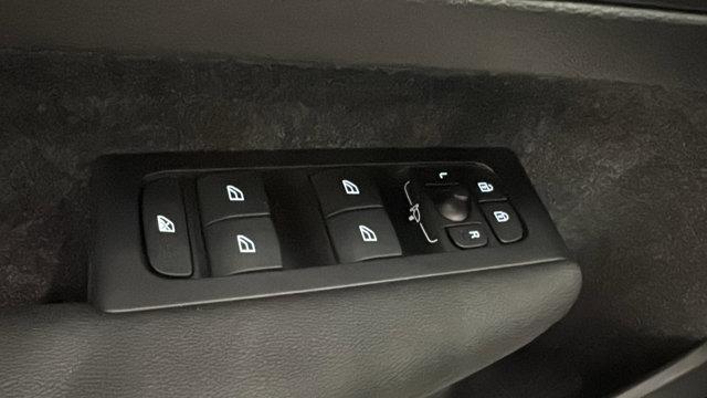 2026 Volvo XC40 B4 Plus