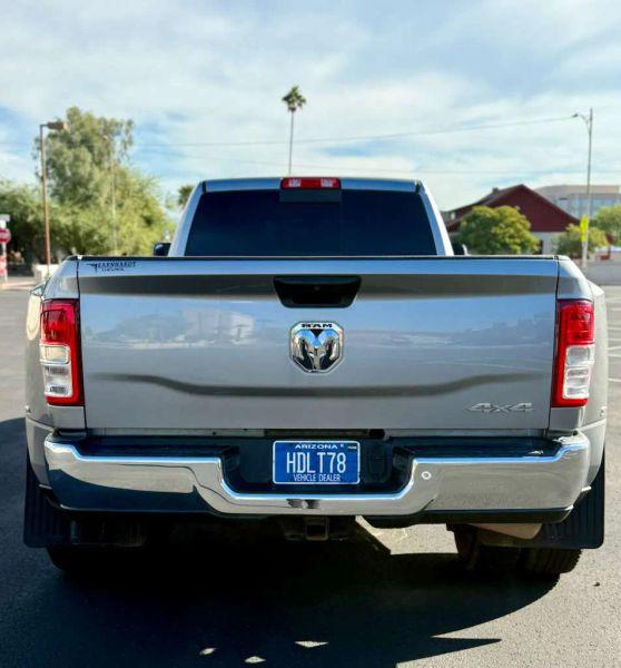 2020 Ram 3500 Tradesman Crew Cab 4x4 8' Box
