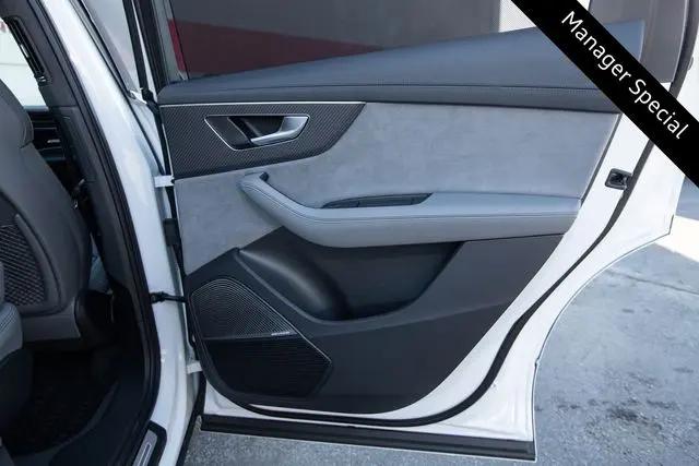 2026 Audi SQ7 Prestige TFSI quattro tiptronic