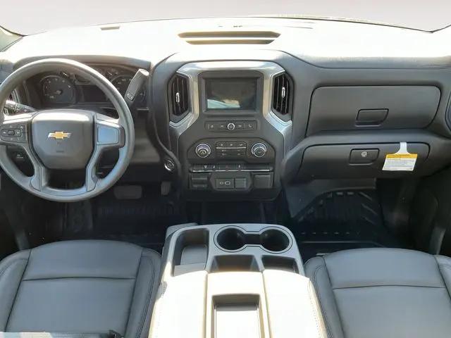 2026 Chevrolet Silverado 3500HD Double Cab, Long Bed, WT Dual Rear Wheel, 4WD