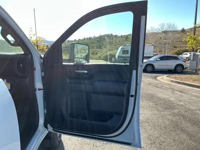 2026 Chevrolet Silverado 3500HD Double Cab, Long Bed, WT Dual Rear Wheel, 4WD