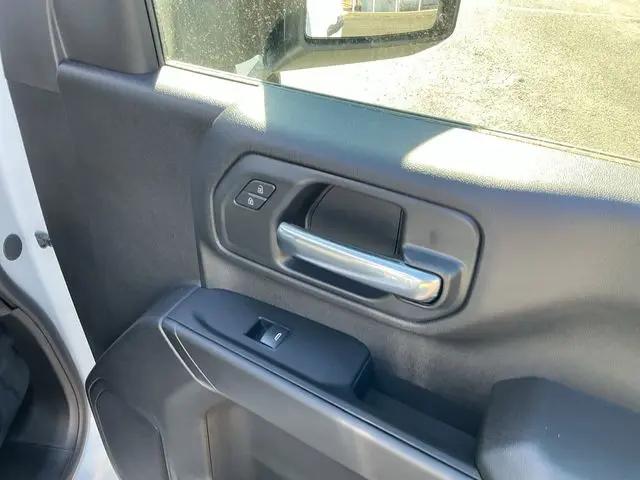 2026 Chevrolet Silverado 3500HD Double Cab, Long Bed, WT Dual Rear Wheel, 4WD