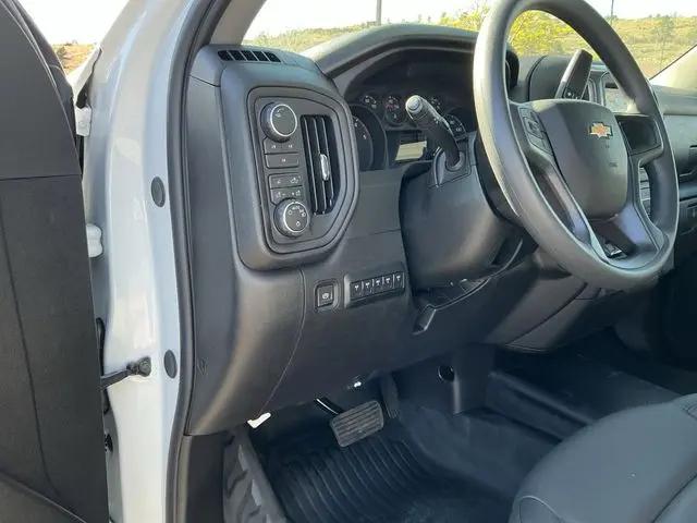 2026 Chevrolet Silverado 3500HD Double Cab, Long Bed, WT Dual Rear Wheel, 4WD