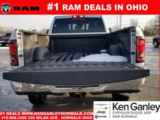 2026 Ram 2500 Tradesman Crew Cab 4x4 8' Box