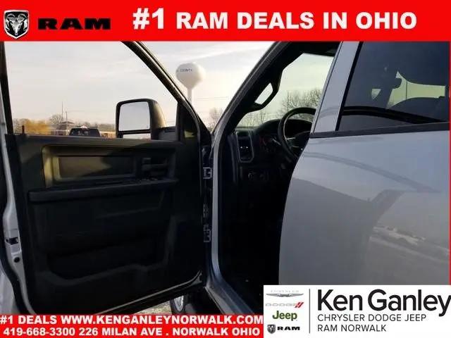 2026 Ram 2500 Tradesman Crew Cab 4x4 8' Box
