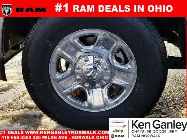 2026 Ram 2500 Tradesman Crew Cab 4x4 8' Box