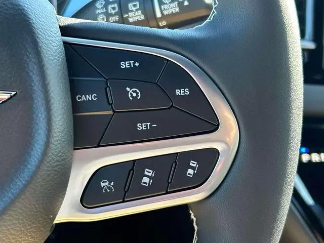 2026 Chrysler Voyager LX