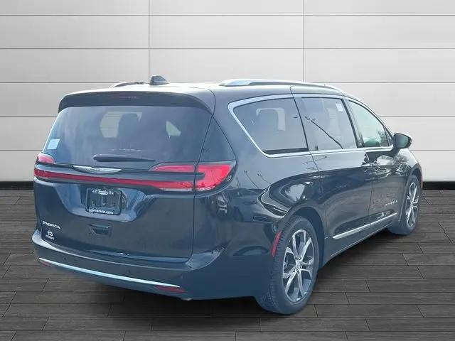 2026 Chrysler Pacifica Pinnacle